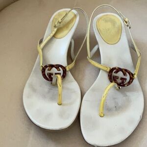 GUCCI sling back tortoise GG logo 8 EU 38 patent leather yellow, kitten heel